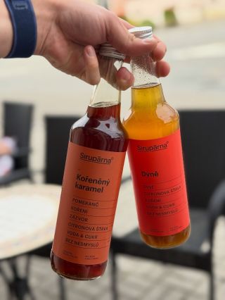 Podzim na Zmrzlině! 🍂☕️ Pojďme si podzim společně okořenit! # 🍨 Právě v nabídce máme špachtli Pumpkin Spice Latte -...