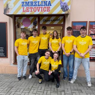 Přejeme Ti krásné Vánoce a sladký rok 2026 🎄🍨 Štědrým dnem společně zakončíme zimní zmrzlinování 🍨 Děkuji za úžasný rok...